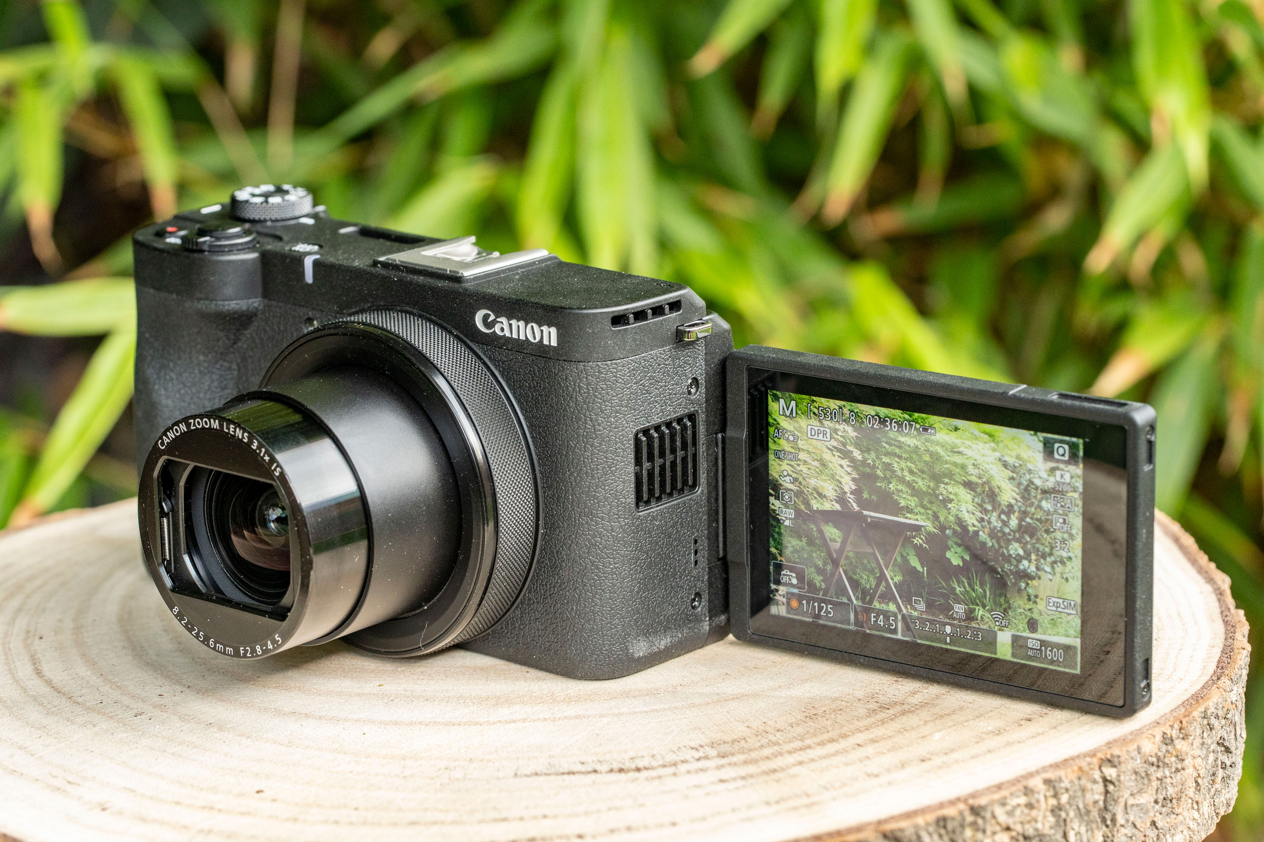 Canon PowerShot V1 review: a compact video powerhouse? | Amateur
