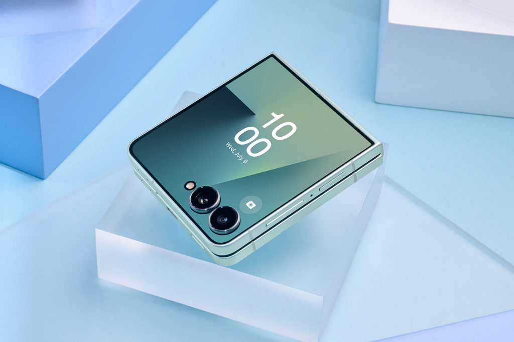 Samsung unveils the slimmest Z Flip yet: meet the Galaxy Z Flip 7