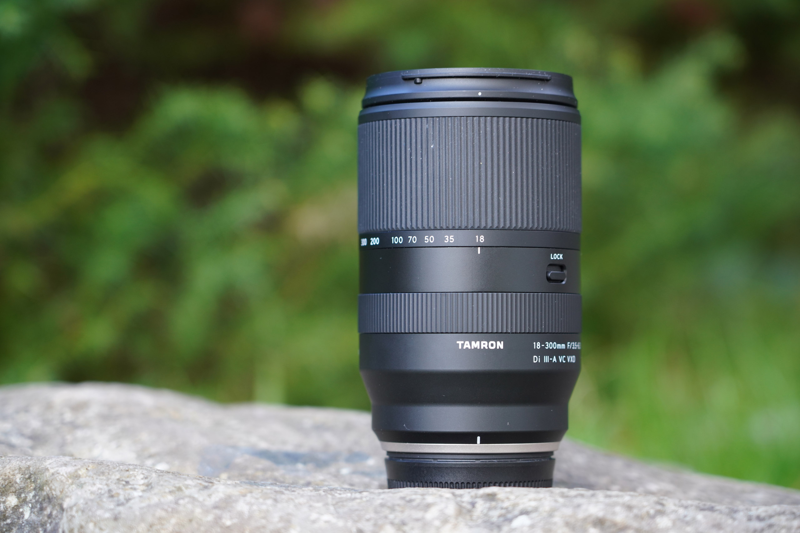 Tamron 18-300mm F/3.5-6.3 Di III-A VC VXD Review | Amateur