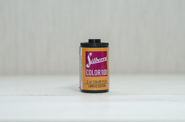 SILBERRA（シルベラ） COLOR100」は期限切れの詰め替え？発色は良い