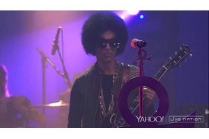 プリンスが最後のエレクトリック・ツアーで使用したギターが