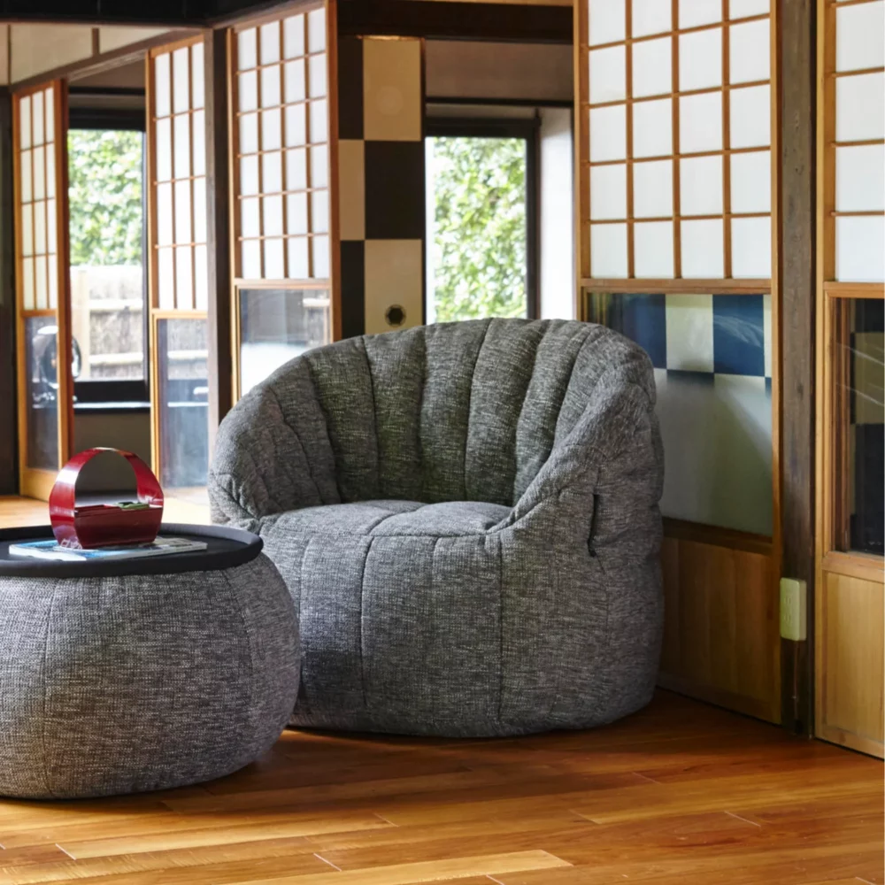 バタフライソファ - 限られたスペースでおしゃれ空間を作る |【公式