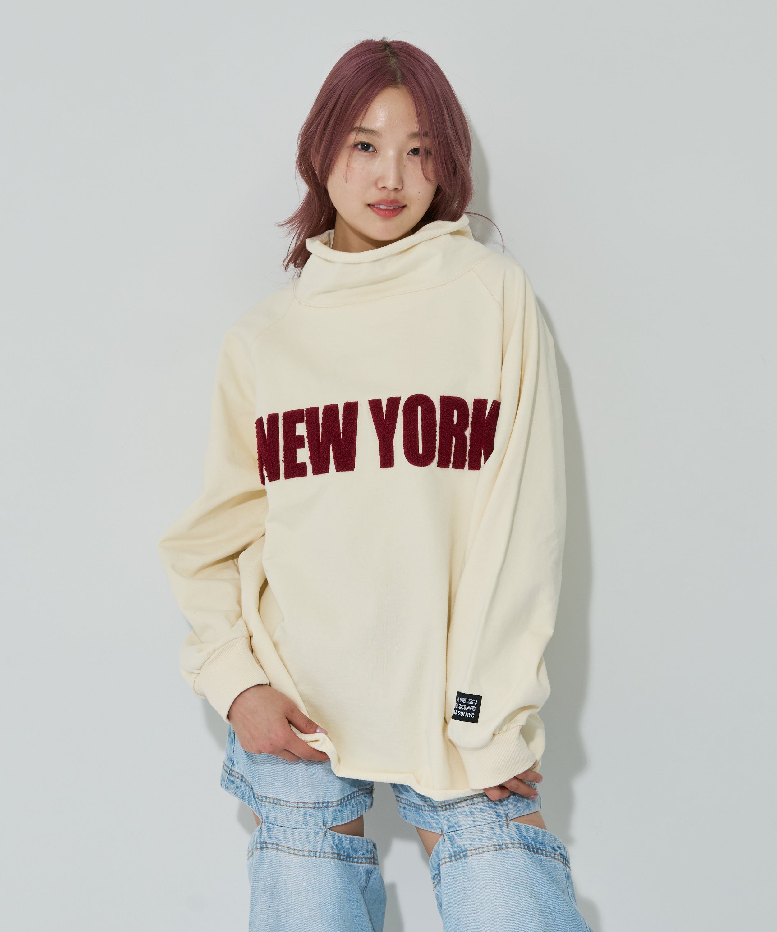 ハイネック“NY”刺繍スウェットプルオーバー – ANNA SUI NYC
