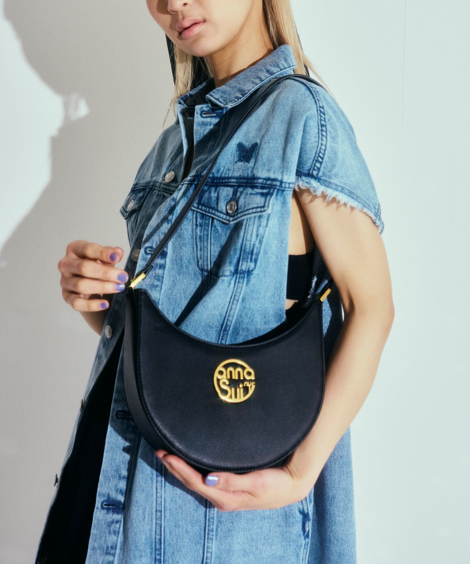 ハーフムーンショルダーバック – ANNA SUI NYC