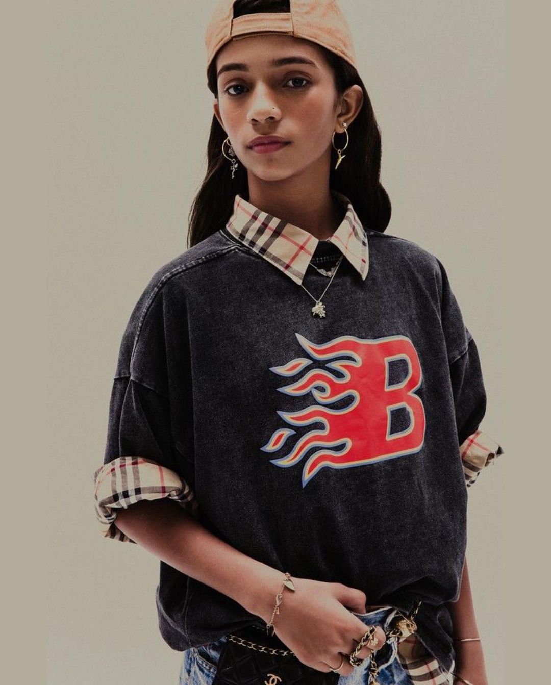 anotabahia-rayssa-leal-e-capa-