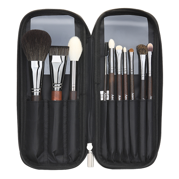 韓国人気No.1メイクブラシ アンシブラシ(Ancci brush) | 【あなたの1軍