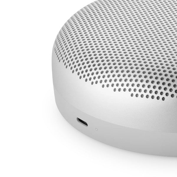 BEOSOUND A1 2ND GEN 防水ポータブル Bluetooth スピーカー（Bang