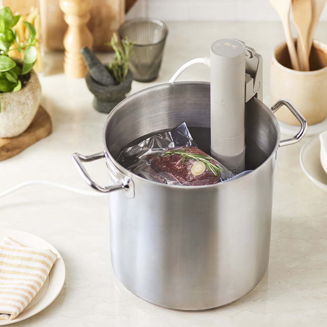 BRUNO＞コンパクト低温調理器【グレージュ】(グレージュ): TAKASHIMAYA