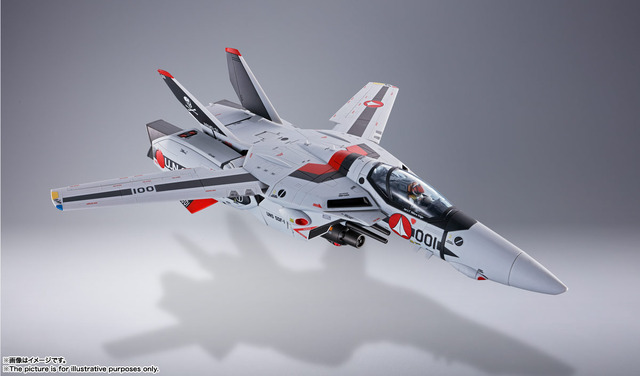 劇場版「超時空要塞マクロス」一条輝の駆る“VF-1S バルキリー”がDX超