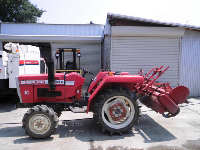 トラクター シバウラ SD1843 4駆 18馬力 現状渡し ⚙ 中古農機具専門店