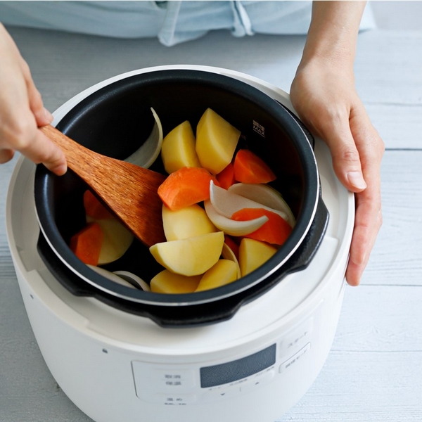 siroca（シロカ） / 電気圧力鍋 おうちシェフ（ホワイト）を贈るなら