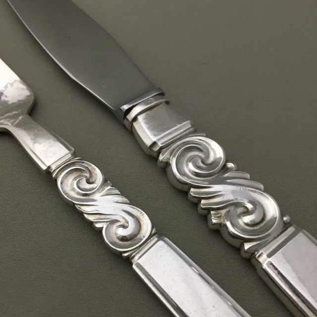 ジョージ・ジェンセン「“Scroll” ディナーフォーク＆ナイフ セット