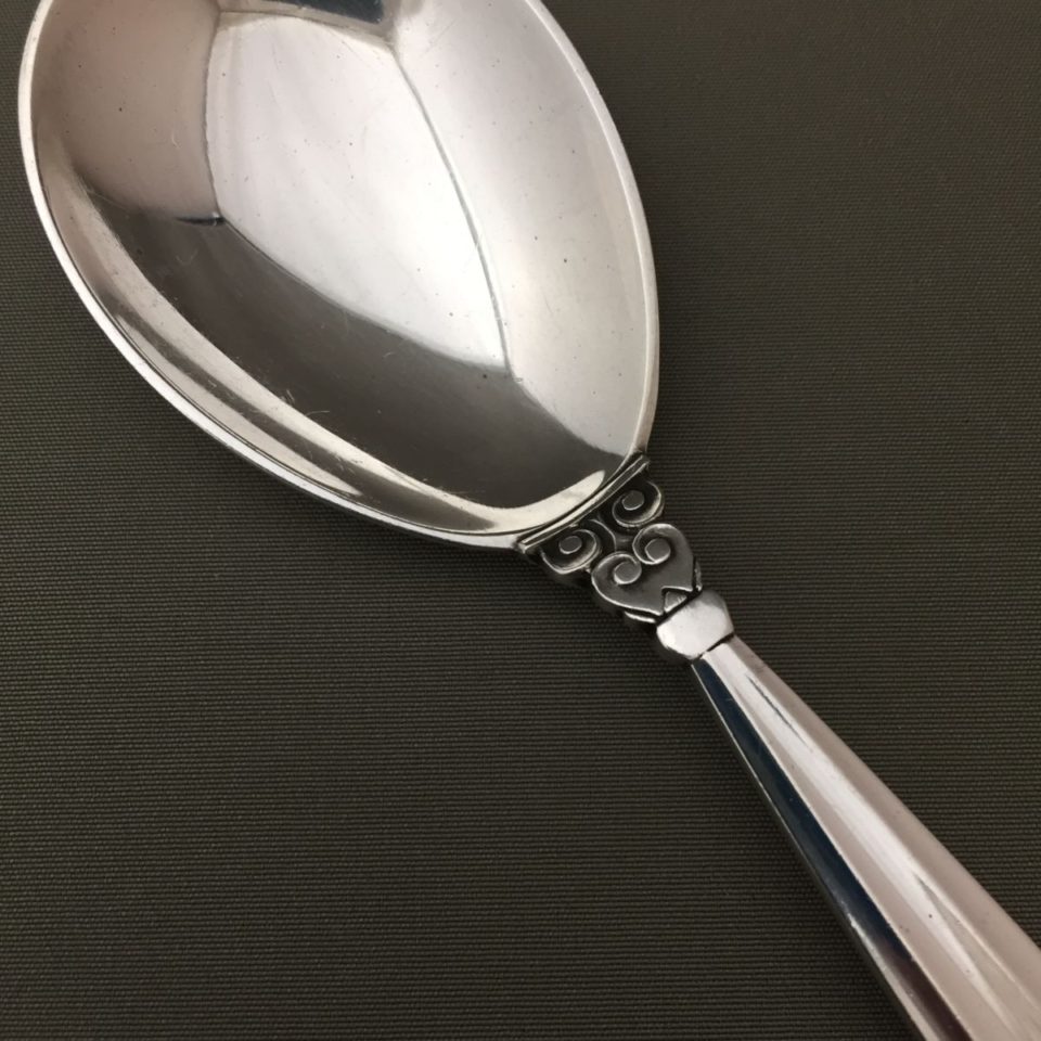 ジョージ・ジェンセン「“Acorn” サービングスプーン（小）長さ15cm
