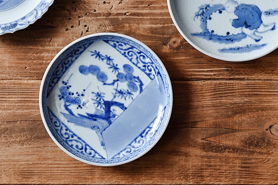 古伊万里 染付 逆蛸 逆蛸唐草 折紙松竹梅 中皿 - 生活骨董と古布の