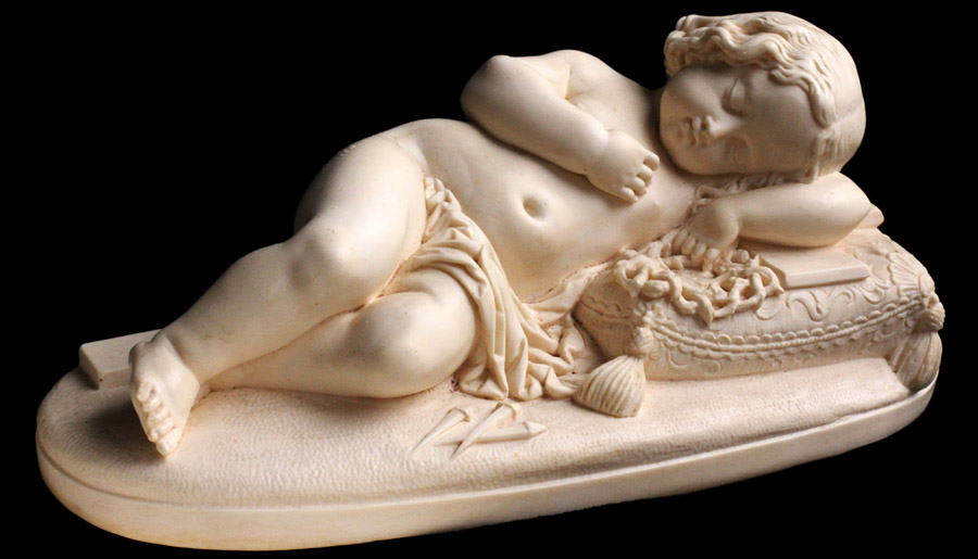 アンティークアナスタシア 神戸北野町 石膏製の聖像