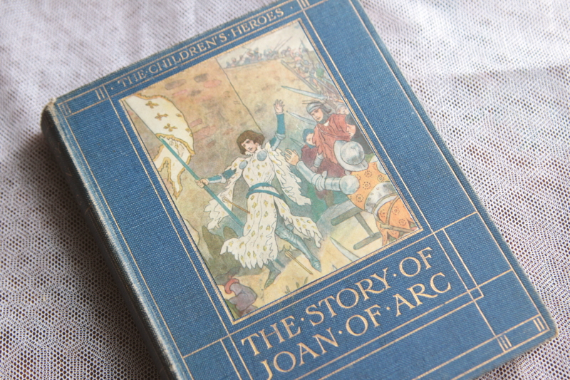 アンティーク古書 ジャンヌ・ダルク カラープリント イギリス 20200310