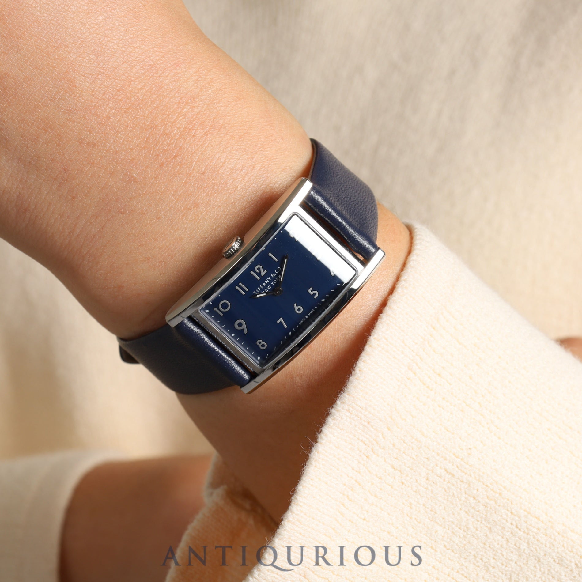 ティファニー イーストウエストミニ 3668644 クォーツ 純正革ベルト