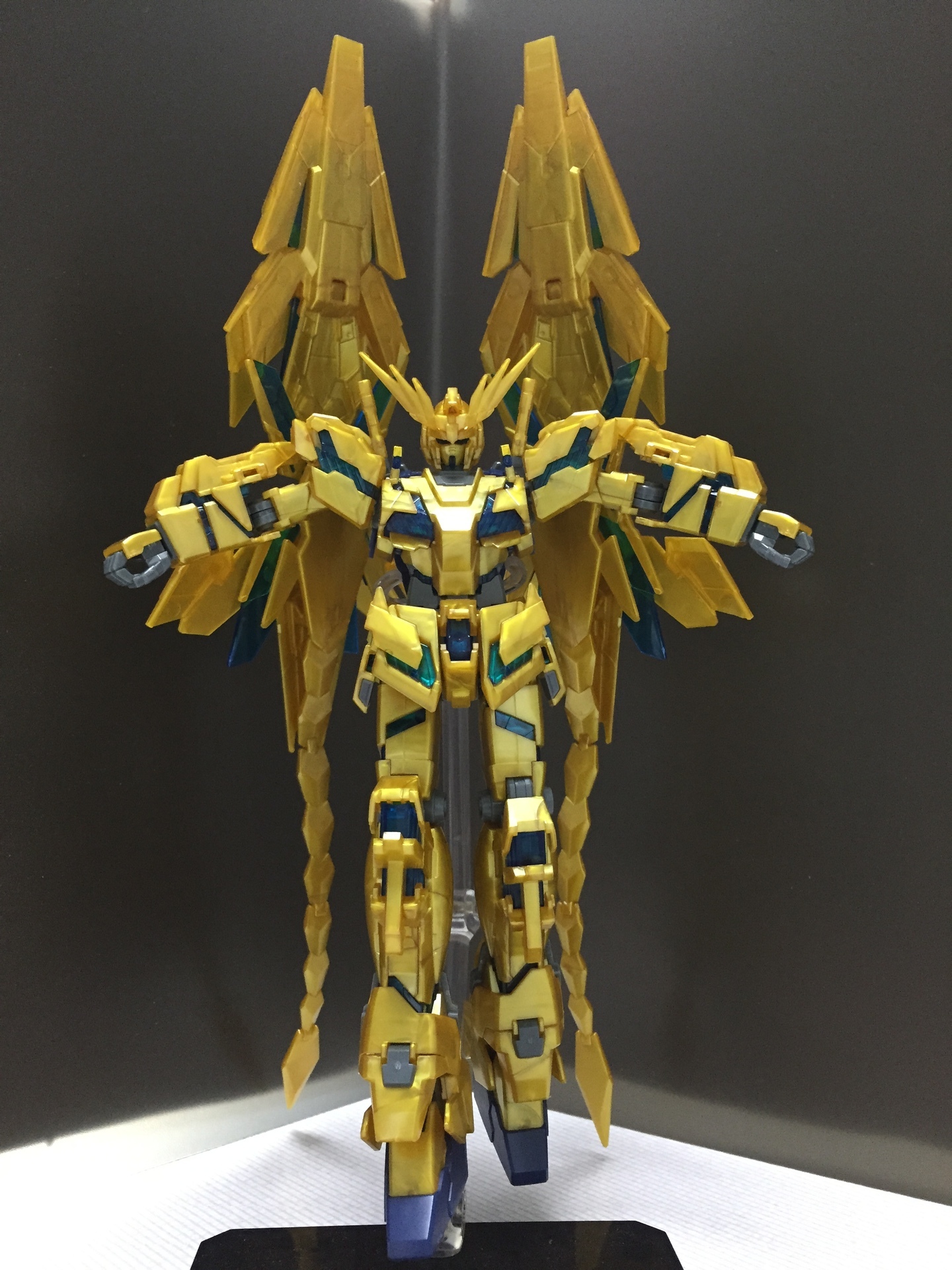 HGUC ユニコーンガンダム3号機フェネクス(デストロイモード