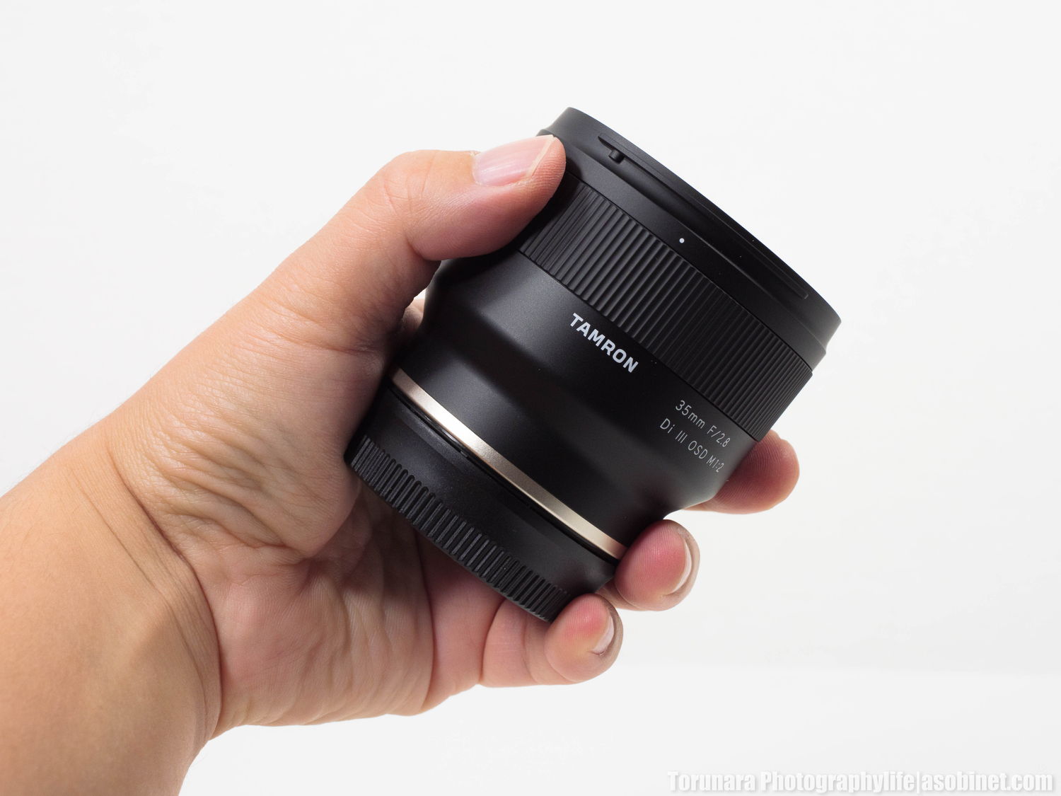 タムロン 35mm F/2.8 Di III OSD M1:2 Model F053 徹底レビュー - とるなら