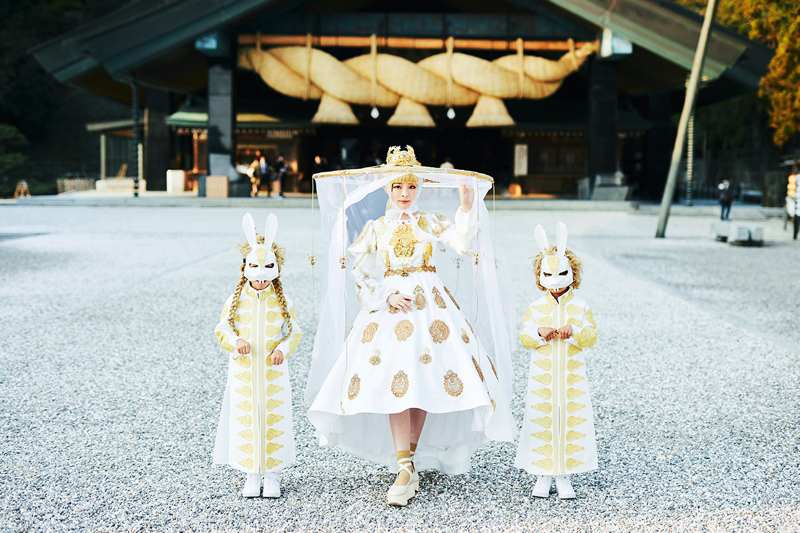 きゃりー、出雲大社に舞う！ 初の野外ワンマンで新曲をライブ初披露