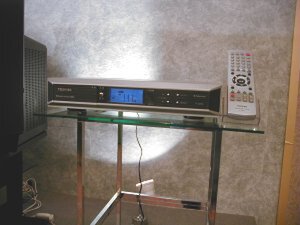 ASCII.jp：東芝がスマートメディアスロット搭載のBSデジタル放送対応