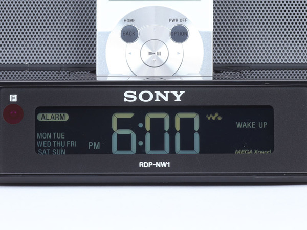 ASCII.jp：“お部屋で”“車で”ウォークマンを堪能できる最新スピーカー (3/3)