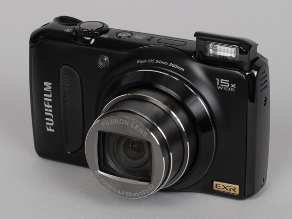 ASCII.jp：この薄さで光学15倍ズーム!! 「FinePix F300EXR」 (1/3)