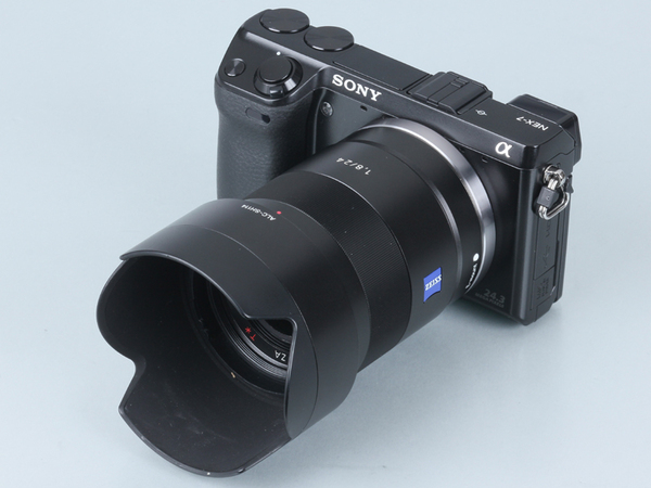 ASCII.jp：ミラーレス機でこそカッコよく撮る！ 単焦点レンズのススメ