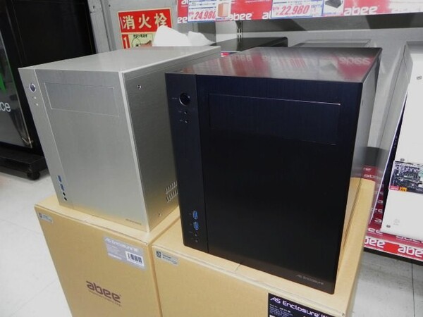 ASCII.jp：ダブルデッキ構造採用のアビー製Mini-ITXPCケースが発売