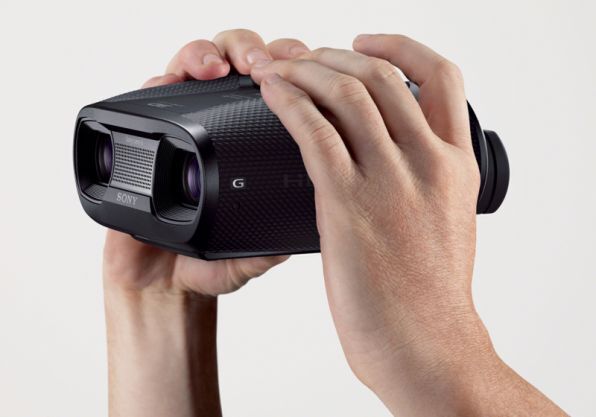 ASCII.jp：3D録画できる！ ソニーのデジタル双眼鏡「DEV-50V」は防塵・防滴