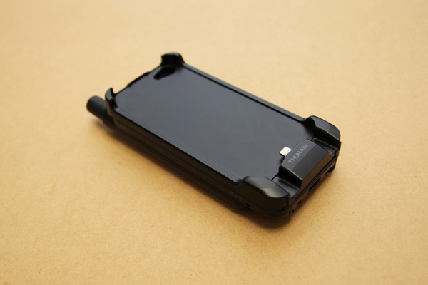 ASCII.jp：iPhone 5sを全世界対応衛星電話として活用する技 (1/3)