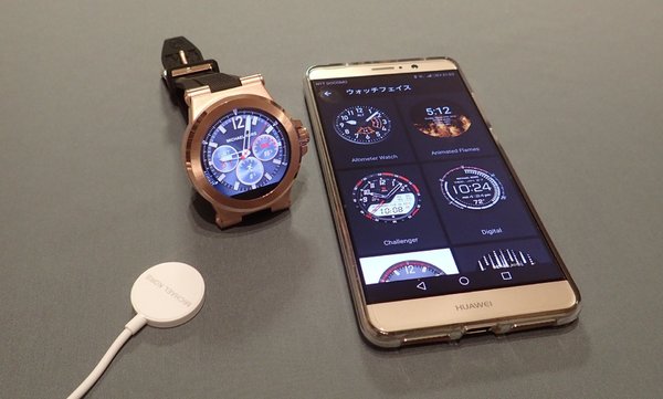 ASCII.jp：ICT系とは逆のプチゴージャス系！ 「MICHAEL KORS」スマート