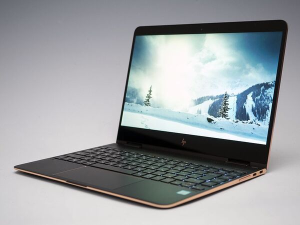 ASCII.jp：「HP Spectre x360 13」 - 重さ1.31キロで約15時間動作