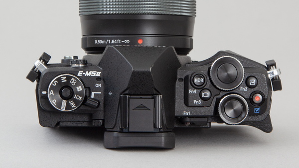 ASCII.jp：デジカメオリンパスミラーレス一眼「OM-D E-M5 Mark II」の