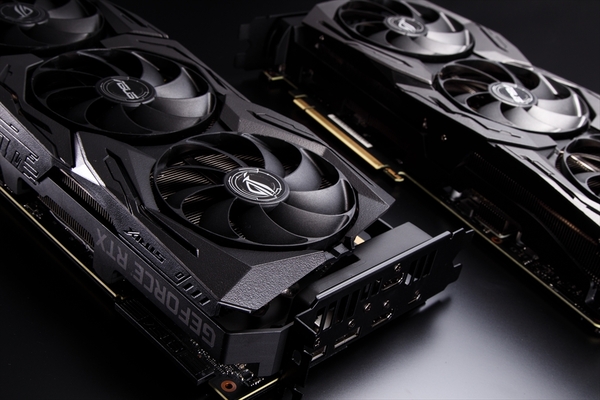 RTXシリーズ大本命！ASUS ROG STRIXブランドのグラフィックスボード2