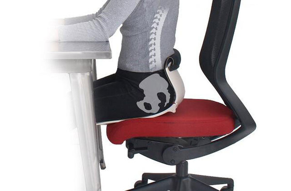 ASCII.jp：正しい姿勢へと導いてくれる！ 姿勢トレーニングチェア