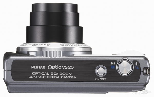 目からウロコ！ ペンタックス、縦撮り用シャッターを備えたコンパクト