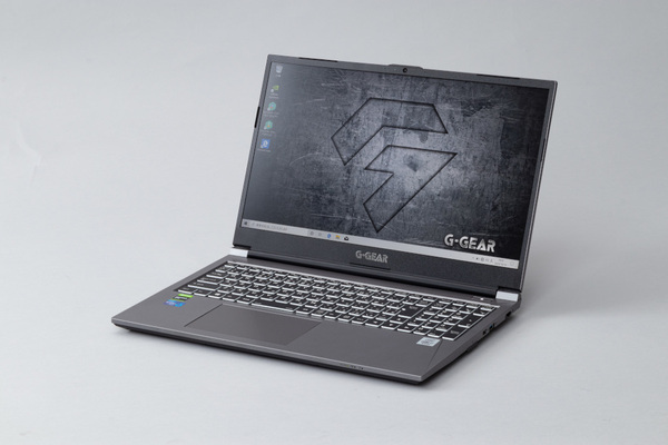 ASCII.jp：シルバーカラーの新筐体が魅力！ Core i7＆GTX1650搭載で13