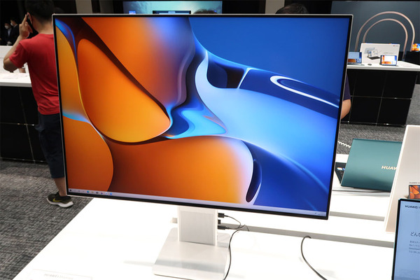 ASCII.jp：ファーウェイ、国内では初のディスプレー製品「MateView」の