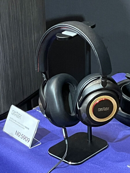 ASCII.jp：あの高級ブランドMark Levinson初のヘッドホンが登場「No.5909」