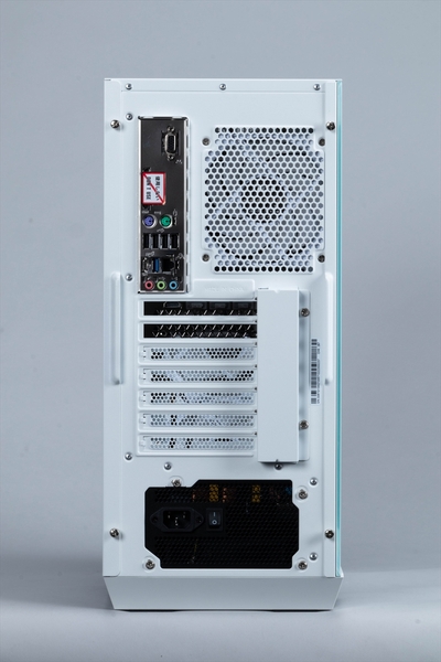 MSI製の白ケースがカッコよすぎる！約18万円のRTX 3060 Ti搭載PCを実