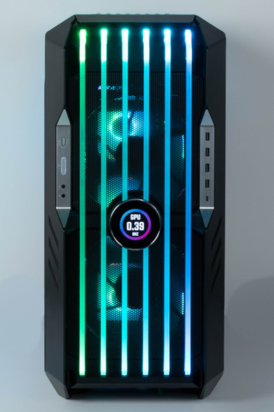 ASCII.jp：ド派手RGB好きで組む時間がない人に贈る、ケースもユニーク