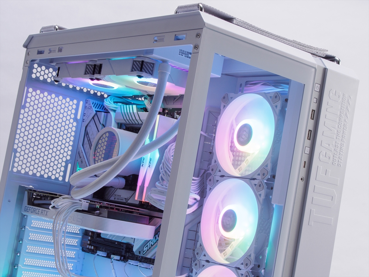 ASCII.jp：新ケースで魅せる白ゲーミングPC、コスパと見た目の両立を