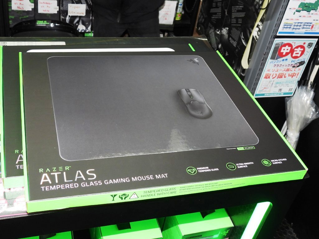 ASCII.jp：Razer初のガラス製ゲーミングマウスパッド「Atlas」が発売