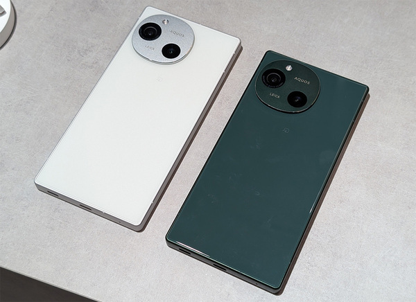 極美品】AQUOS R9 SIMフリー版 ホワイト 12+256GB シャープ AQUOS R9