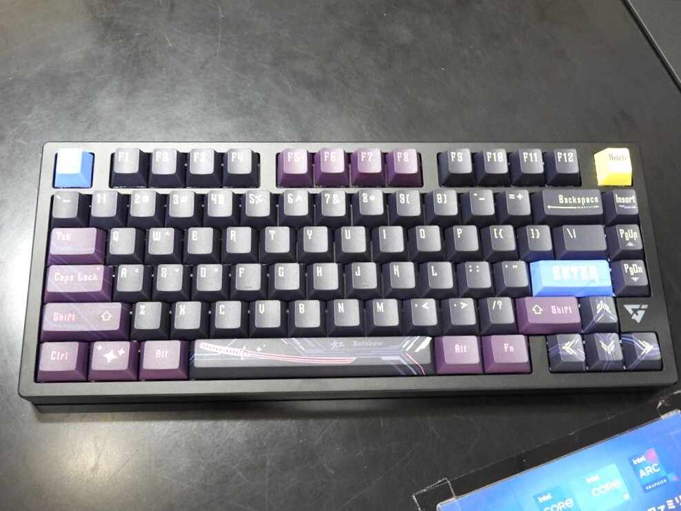 ラピットトリガー対応の75%キーボードが発売 それよりパッケージの美