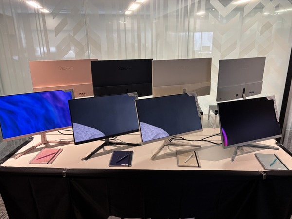 ASCII.jp：ASUS、カラフルなフルHD液晶や約11万円の5Kディスプレーを