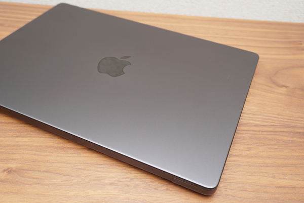 ASCII.jp：M4搭載MacBook ProをM3モデルと比較！ とにかく早くApple