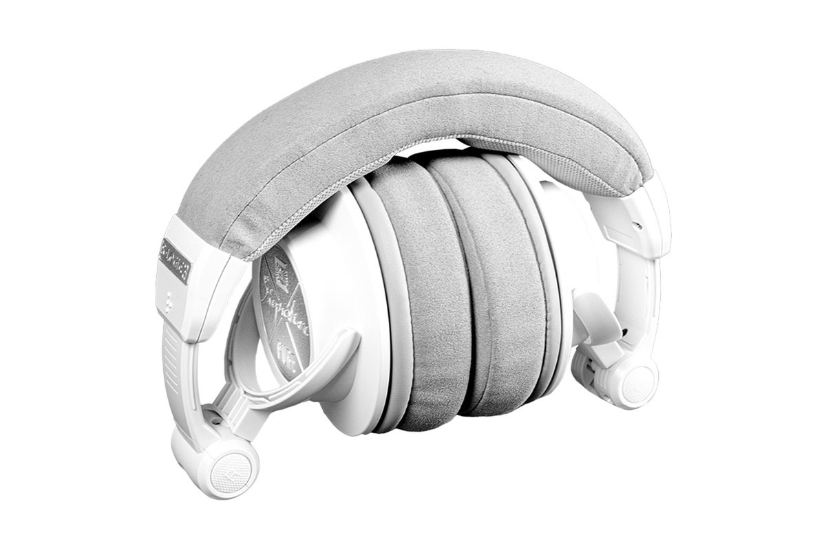 ASCII.jp：純白のヘッドホンが限定で登場！ 「Signature PURE WHITE