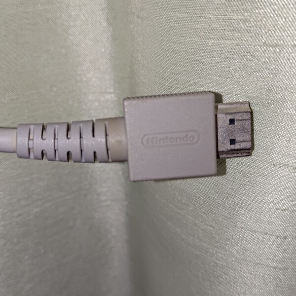 ASCII.jp：任天堂「Switch 2、付属のHDMIケーブル使って」 初代機の